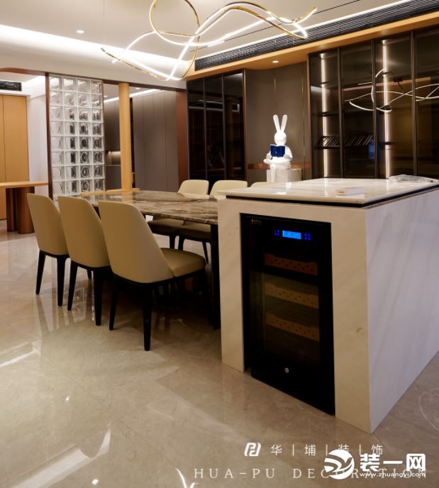 意式轻奢餐厅装修效果图