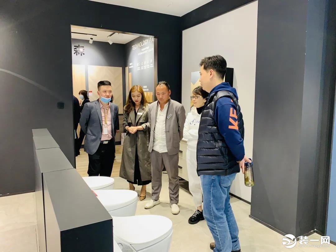 沪上名家装饰“美墅名家别墅设计中心”圆满成功