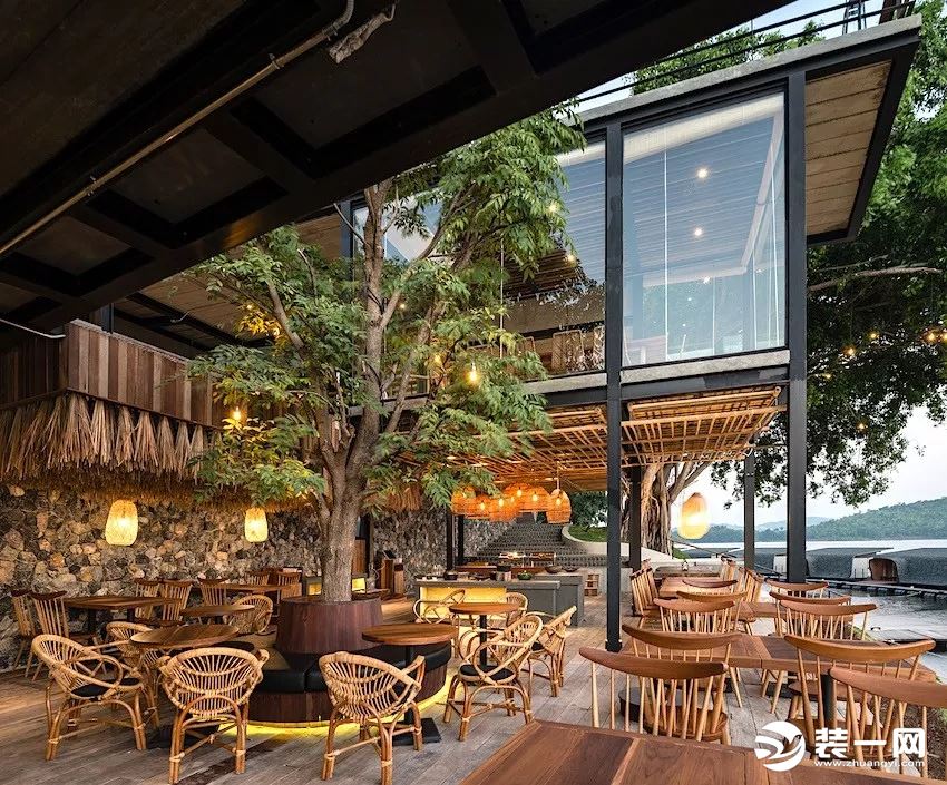 水上漂浮饭店内景