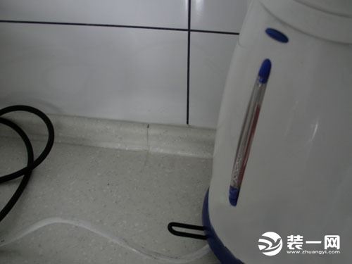 台面出现裂纹是什么情况