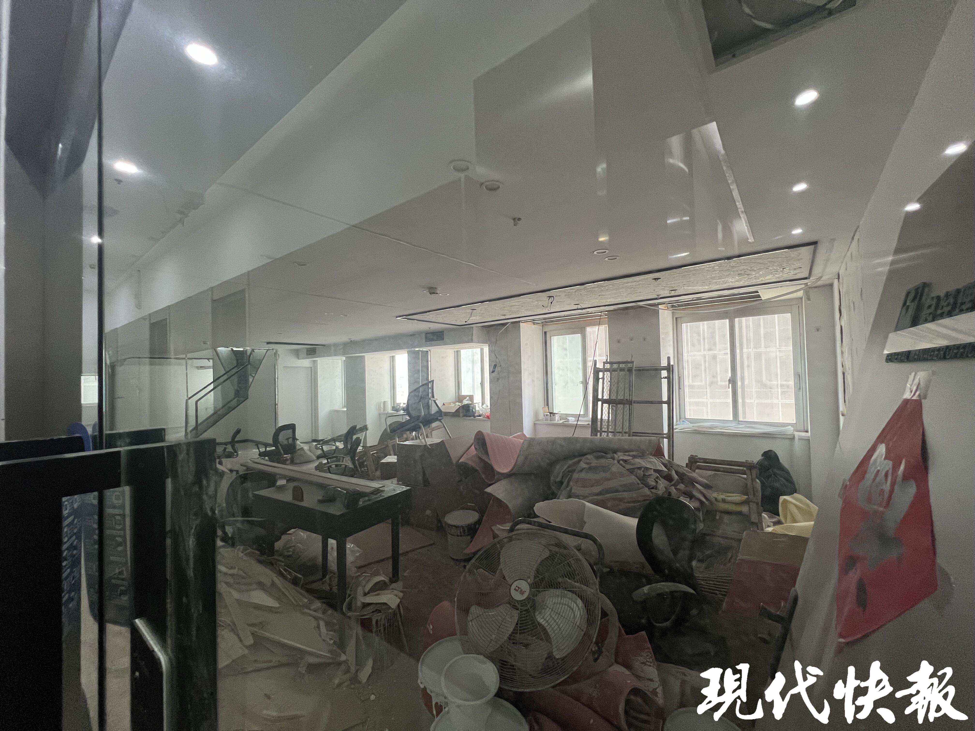 17岁主播在直播间倒下送医后死亡