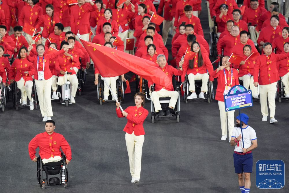 又见“中国红”！巴黎残奥会开幕，为他们加油！