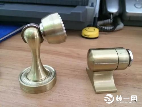 木门门吸
