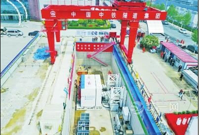 郑州建地下停车场不用“开膛破肚” 我国首个盾构法开建