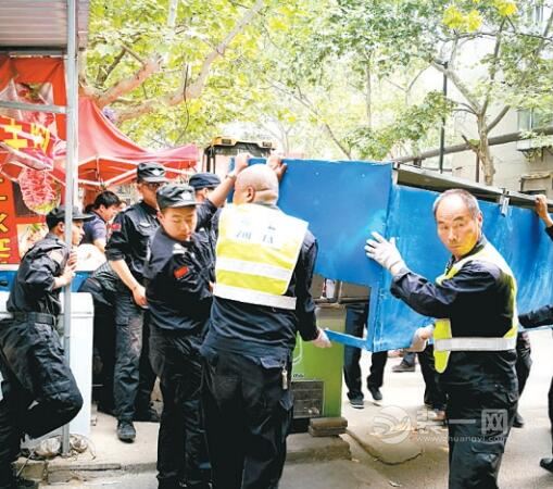 私搭乱建铁皮房始终没得到清理