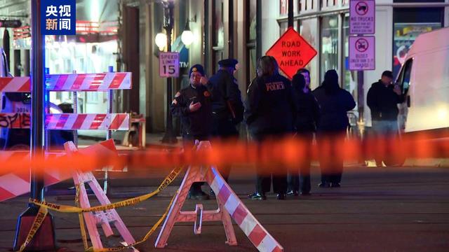 美汽车撞人事件已致15死 细节曝光