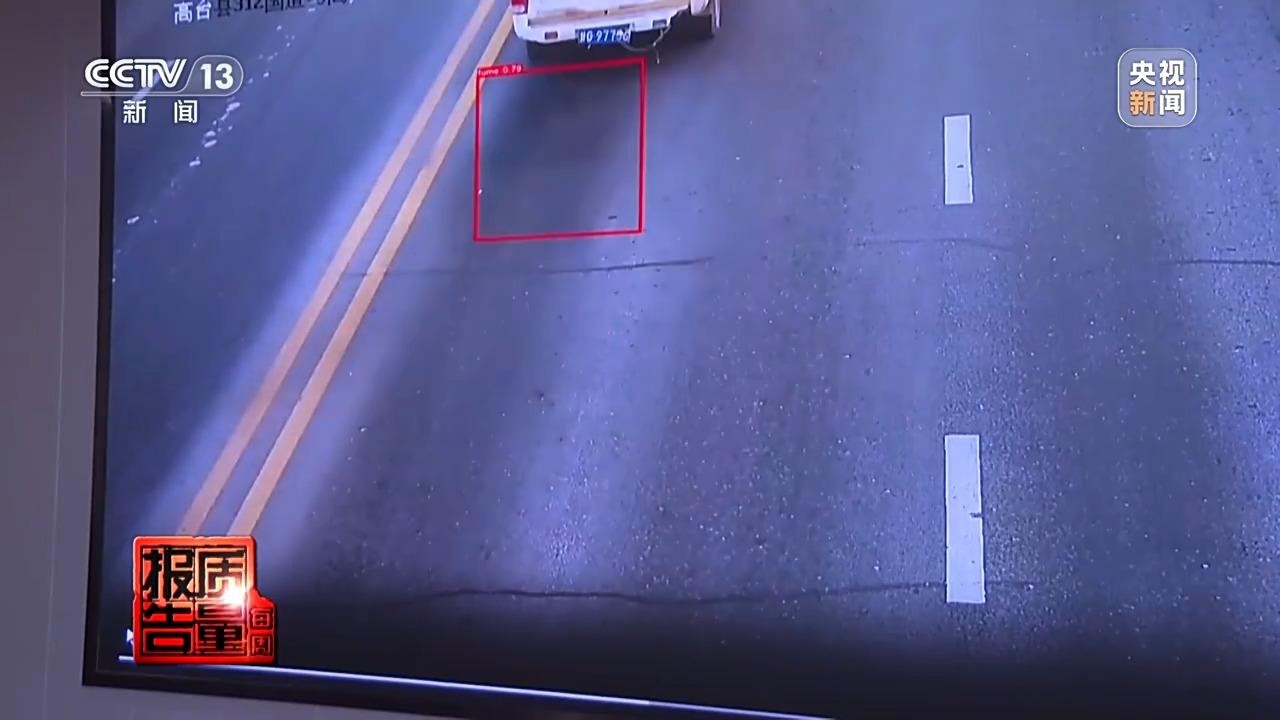 “冒黑烟”的车，如何弄虚作假通过尾气检测？乱象调查→