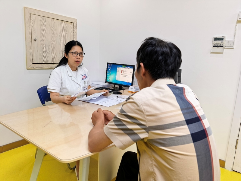 胸口痛可能是得了这个病 福州专家提醒：中老年人要警惕“蛇缠腰”