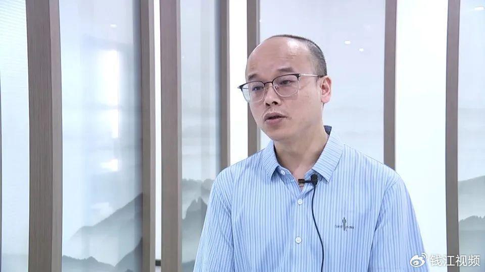 女子例假后游泳大出血向场馆索赔